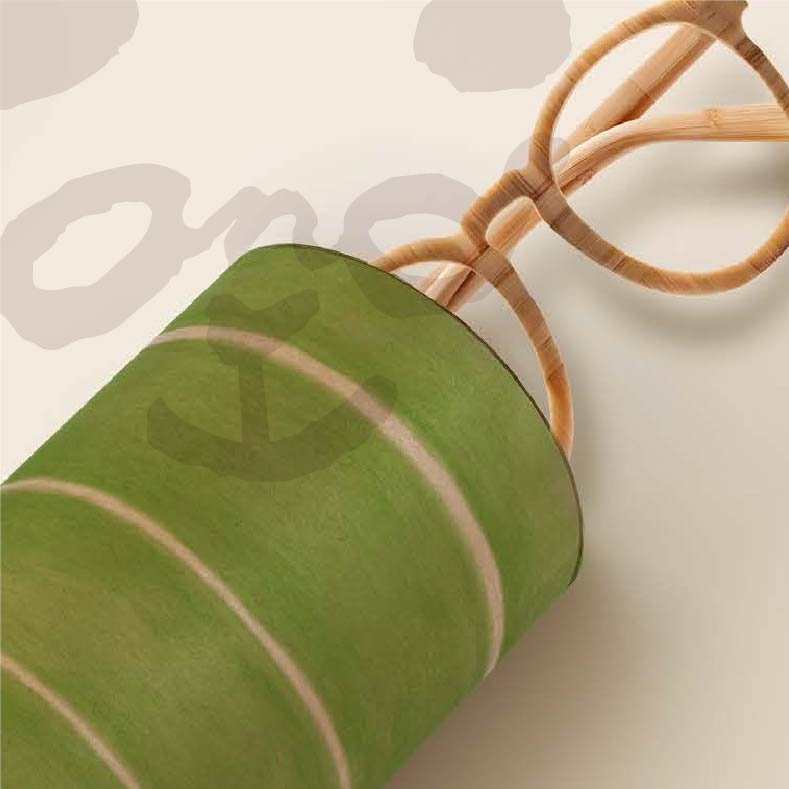 おうちメガネ and panda